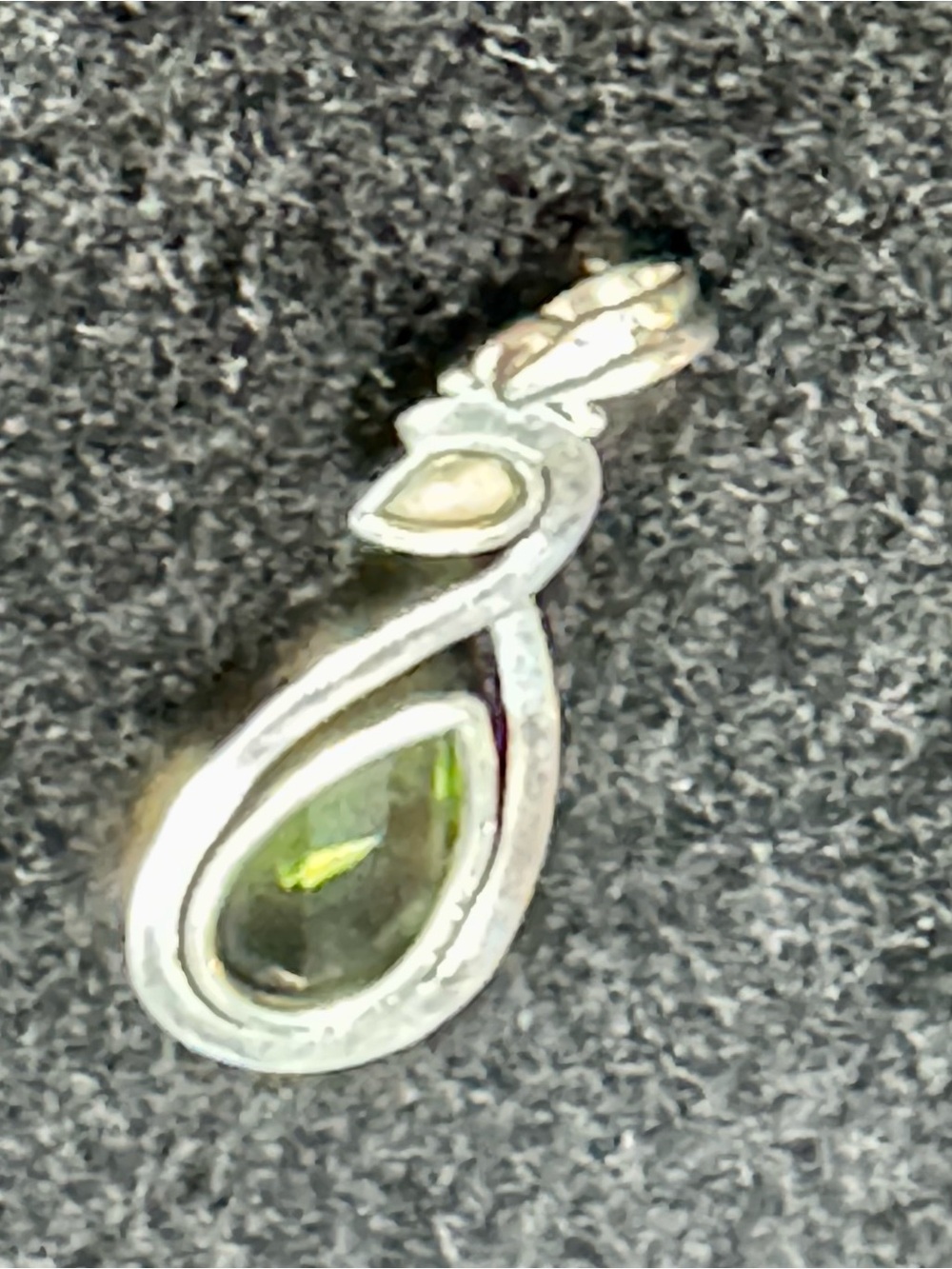 925 Sterling Silver Peridot Teardrop Pendant with Pearl Accent - Picture 8 of 9